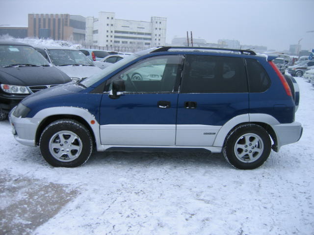 1998 Mitsubishi RVR Pics