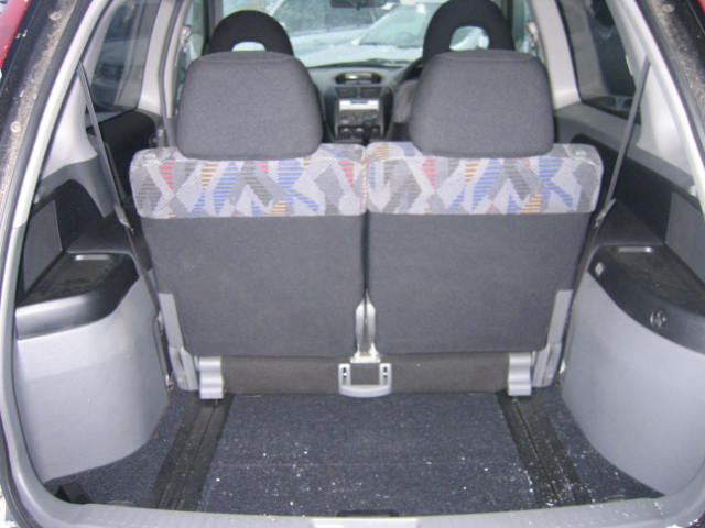 1998 Mitsubishi RVR Photos