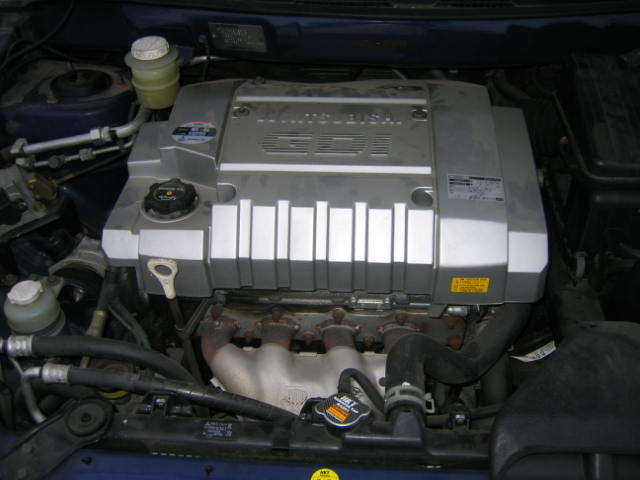 1998 Mitsubishi RVR Photos