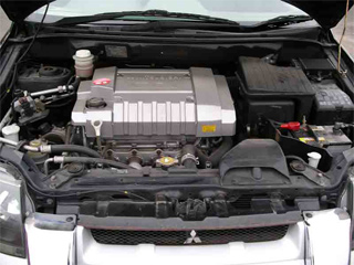 1998 Mitsubishi RVR Photos