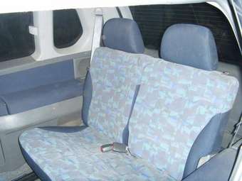 1998 Mitsubishi RVR Pics