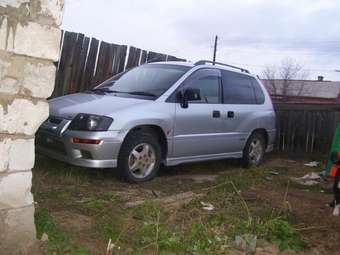 1998 Mitsubishi RVR