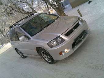 1998 Mitsubishi RVR Photos