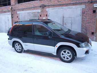 1998 Mitsubishi RVR Photos