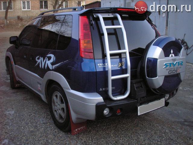1998 Mitsubishi RVR