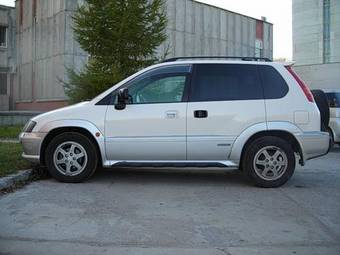 1998 Mitsubishi RVR