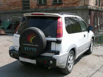 1998 Mitsubishi RVR Pictures