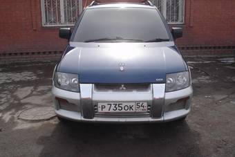 1998 Mitsubishi RVR Photos