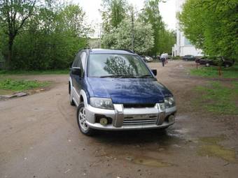 1998 Mitsubishi RVR Pictures