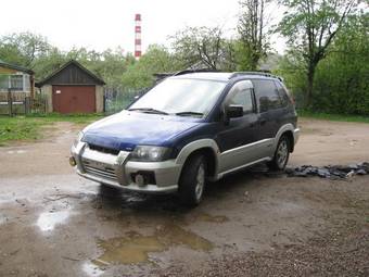 1998 Mitsubishi RVR Pics