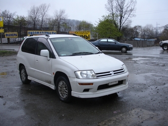 1999 Mitsubishi RVR