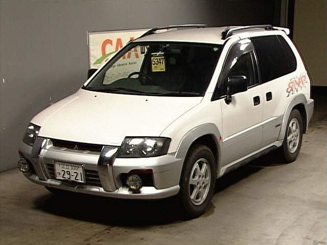 1999 Mitsubishi RVR