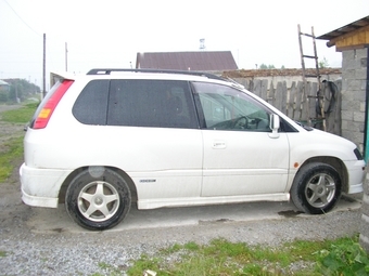 1999 Mitsubishi RVR