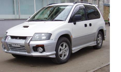 1999 Mitsubishi RVR