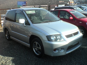 1999 Mitsubishi RVR