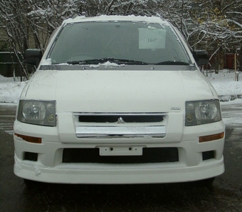 1999 Mitsubishi RVR