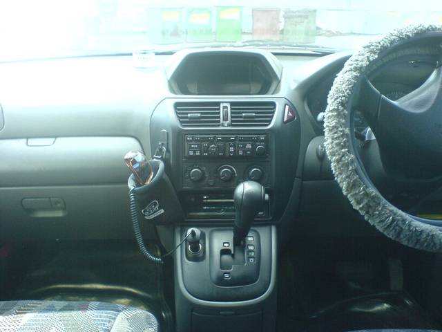 1999 Mitsubishi RVR