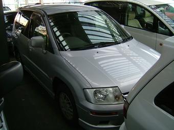 1999 Mitsubishi RVR