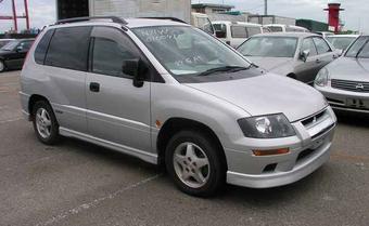 1999 Mitsubishi RVR