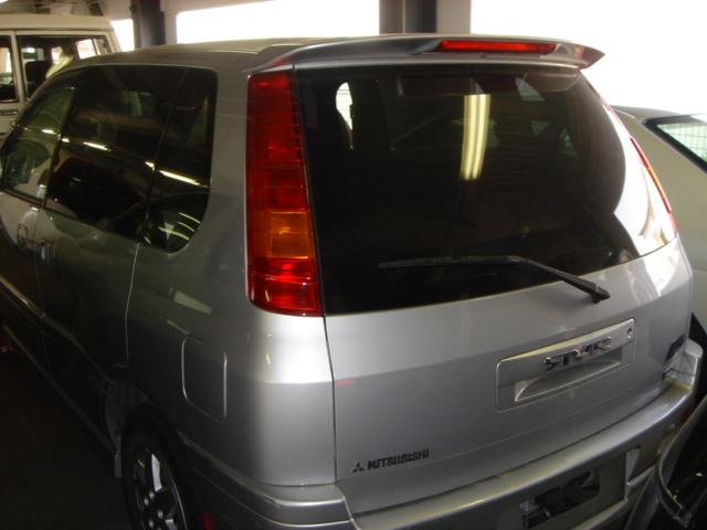1999 Mitsubishi RVR Pics