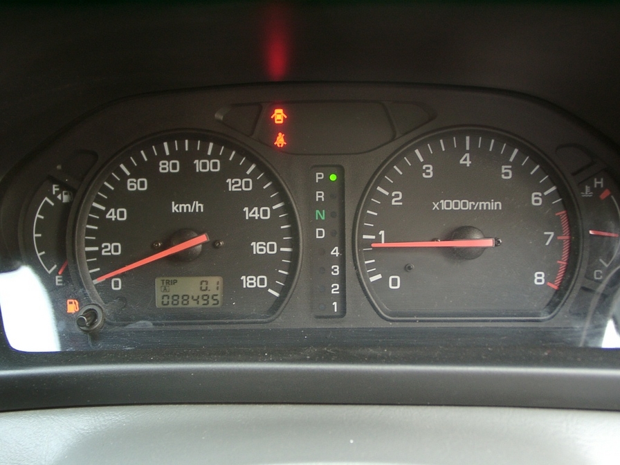 1999 Mitsubishi RVR For Sale