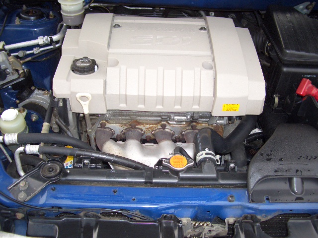 1999 Mitsubishi RVR Images