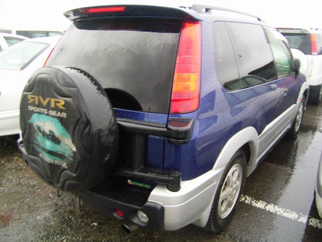 1999 Mitsubishi RVR Pictures