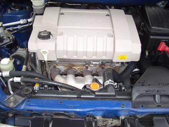 1999 Mitsubishi RVR Photos