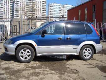 1999 Mitsubishi RVR Images