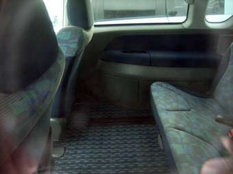 1999 Mitsubishi RVR Photos