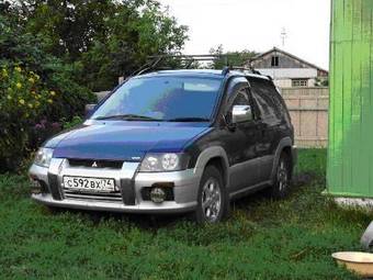 1999 Mitsubishi RVR Pictures