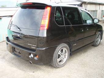 1999 Mitsubishi RVR Images