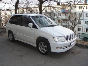 1999 Mitsubishi RVR Pictures
