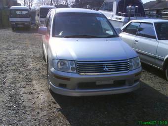 1999 Mitsubishi RVR Photos