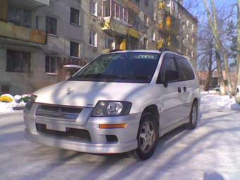 1999 Mitsubishi RVR Photos