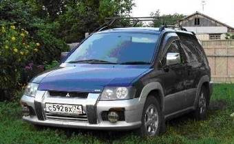 1999 Mitsubishi RVR Photos