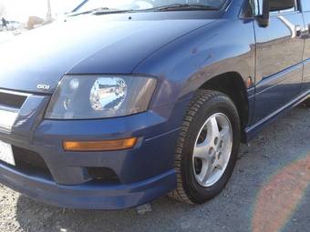 1999 Mitsubishi RVR Photos
