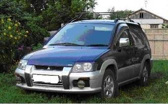 1999 Mitsubishi RVR Pictures