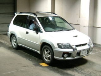 2000 Mitsubishi RVR