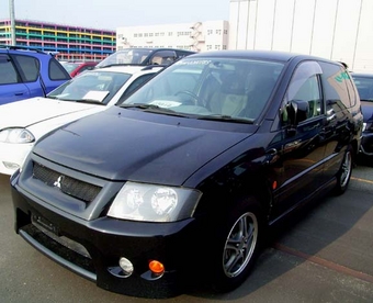 2000 Mitsubishi RVR