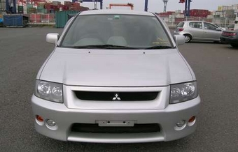 2000 Mitsubishi RVR