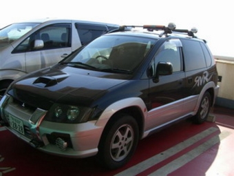 2000 Mitsubishi RVR