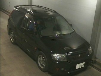 2000 Mitsubishi RVR