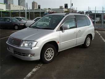 2000 Mitsubishi RVR