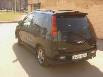 2000 RVR