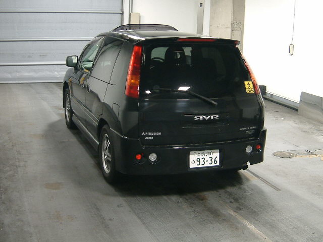 2000 Mitsubishi RVR