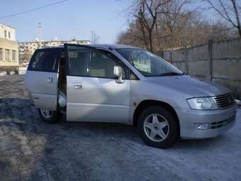 2000 Mitsubishi RVR