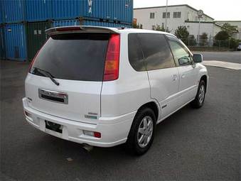 2000 Mitsubishi RVR Photos