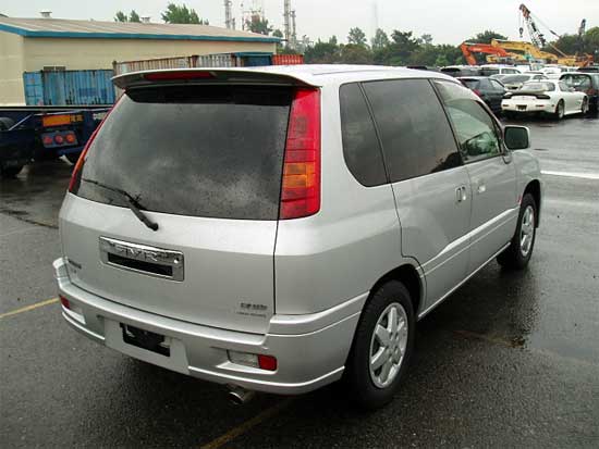2000 Mitsubishi RVR Pictures