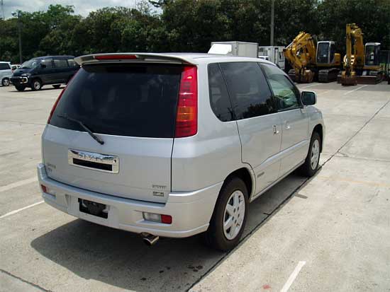 2000 Mitsubishi RVR Pictures